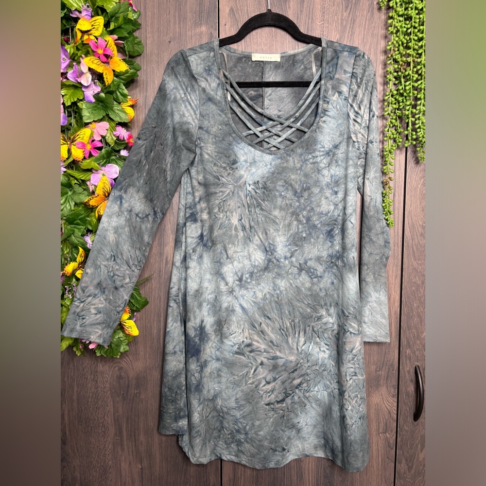 {💙2/$40💙NWOT Entro Long Sleeve Tie Dye Printed Faux Suede Dress Size Small - Picture 2 of 15